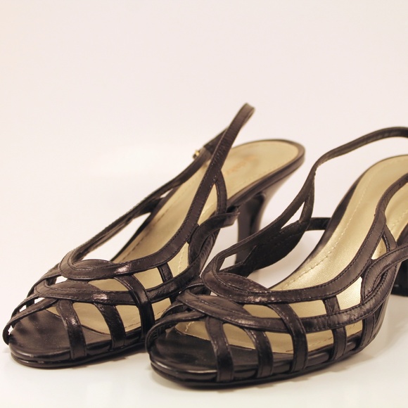 Liz Claiborne Black Slingback Heels - Picture 1 of 4